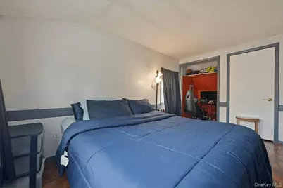 44 Cliff Lane, Levittown, NY 11756 - Photo 16