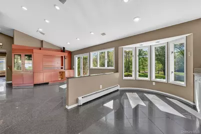 18 Millbank Road, Poughkeepsie, NY 12603 - Photo 10