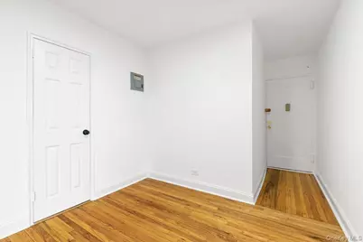 5645 Netherland Avenue #5C, Bronx, NY 10471 - Photo 6