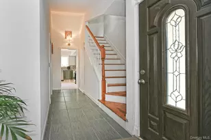 12 Sims St, Patchogue, NY 11772 - Photo 2