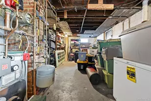 91 Rockaway Ave, Rockville Centre, NY 11570 - Photo 24