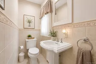 91 Rockaway Ave, Rockville Centre, NY 11570 - Photo 10