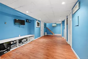 91 Rockaway Ave, Rockville Centre, NY 11570 - Photo 20