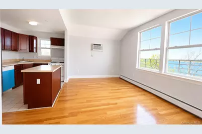 113B Lighthouse Court, Bronx, NY 10473 - Photo 6