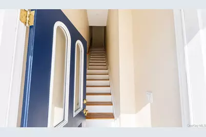 113B Lighthouse Court, Bronx, NY 10473 - Photo 2