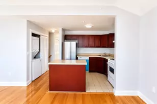 113B Lighthouse Ct, Bronx, NY 10473 - Photo 4