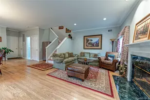 34 Paddington Cir, Smithtown, NY 11787 - Photo 12