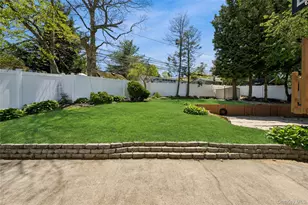 115 Morewood Dr, Smithtown, NY 11787 - Photo 36