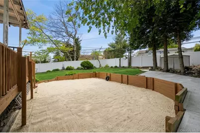 115 Morewood Drive, Smithtown, NY 11787 - Photo 38