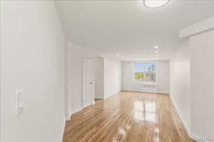 66-15 Thornton Pl, Rego Park, NY 11374 - Photo 4