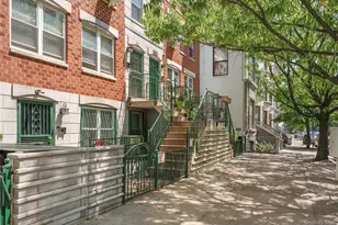 115 W 117th St, New York, NY 10026 - Photo 2