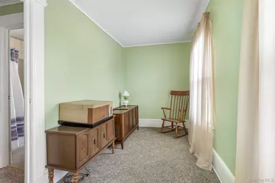35 N Corona Avenue, Valley Stream, NY 11580 - Photo 14