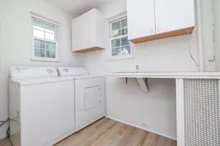 215 Lakeview Ave, Rockville Centre, NY 11570 - Photo 22