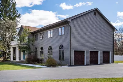11 Baker Lane, Suffern, NY 10901 - Photo 4