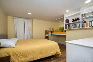 11 Baker Ln, Suffern, NY 10901 - Photo 36