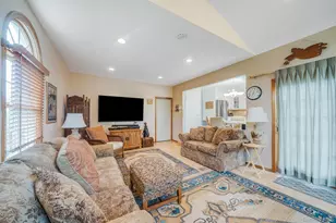 75 Pawnee Dr, Commack, NY 11725 - Photo 24