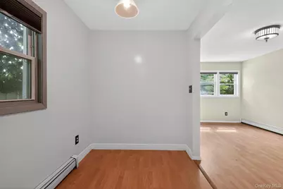 2084 Washington Street, Merrick, NY 11566 - Photo 10