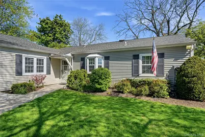 66 Harbor N, Amityville, NY 11701 - Photo 2