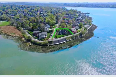 1120 Shore Road, Little Neck, NY 11363 - Photo 42