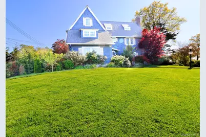 1120 Shore Road, Little Neck, NY 11363 - Photo 20
