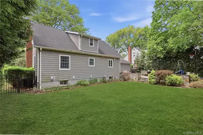 123 Hilburn Road, Scarsdale, NY 10583 - Photo 22