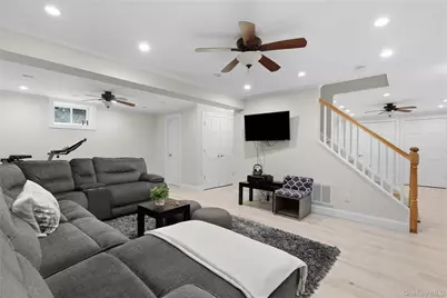 123 Hilburn Road, Scarsdale, NY 10583 - Photo 16