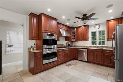 123 Hilburn Road, Scarsdale, NY 10583 - Photo 8
