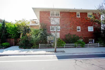330 E Broadway #202, Long Beach, NY 11561 - Photo 2