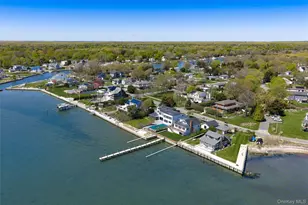 22 Laura Lee Dr, Center Moriches, NY 11934 - Photo 2