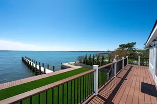 22 Laura Lee Dr, Center Moriches, NY 11934 - Photo 14