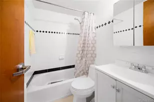 37-10 149th Pl, Flushing, NY 11354 - Photo 10