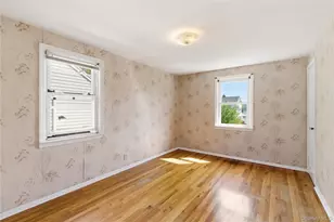 325 White Rd, Mineola, NY 11501 - Photo 8