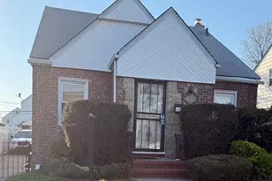 115-92 226th St, Cambria Heights, NY 11411 - Photo 2