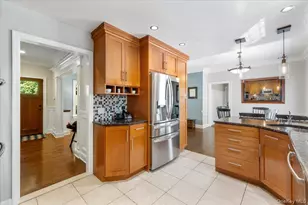 17 Hemlock Rd, Hartsdale, NY 10530 - Photo 14