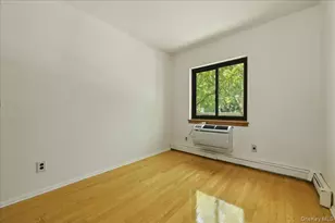 71-16 162nd St, Fresh Meadows, NY 11365 - Photo 18