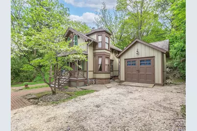 130 Mott Avenue, Roslyn, NY 11576 - Photo 4