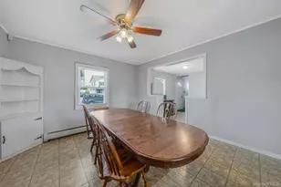 48 Hollyhock Rd, Levittown, NY 11756 - Photo 12