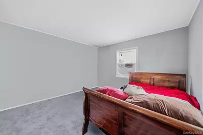 48 Hollyhock Road, Levittown, NY 11756 - Photo 14