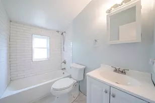 48 Hollyhock Rd, Levittown, NY 11756 - Photo 22