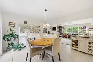 695 Higbie Ln, West Islip, NY 11795 - Photo 10