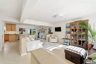 695 Higbie Ln, West Islip, NY 11795 - Photo 4