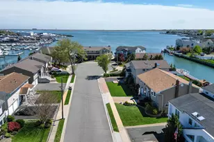 2912 Bay Dr, Merrick, NY 11566 - Photo 22