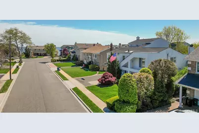 2912 Bay Drive, Merrick, NY 11566 - Photo 2