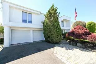 2912 Bay Dr, Merrick, NY 11566 - Photo 18