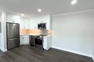 100 Connetquot Ave, East Islip, NY 11730 - Photo 4
