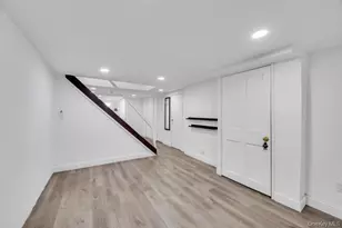 543 Coolidge Ave, Rockville Centre, NY 11570 - Photo 26