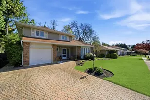 99 Redwood Ln, Massapequa Park, NY 11762 - Photo 42