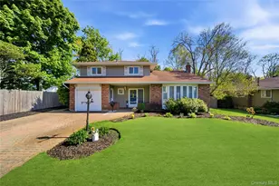 99 Redwood Ln, Massapequa Park, NY 11762 - Photo 2
