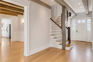 4 N Ravine Rd, Great Neck, NY 11023 - Photo 8