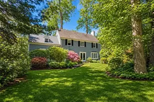 4 N Ravine Rd, Great Neck, NY 11023 - Photo 16